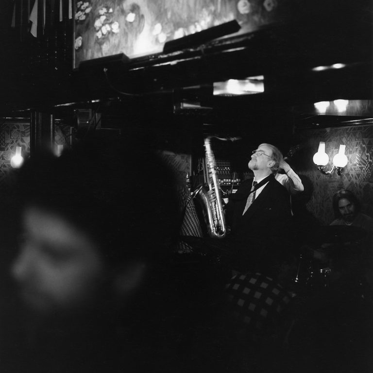 Le slow club ,saxophoniste